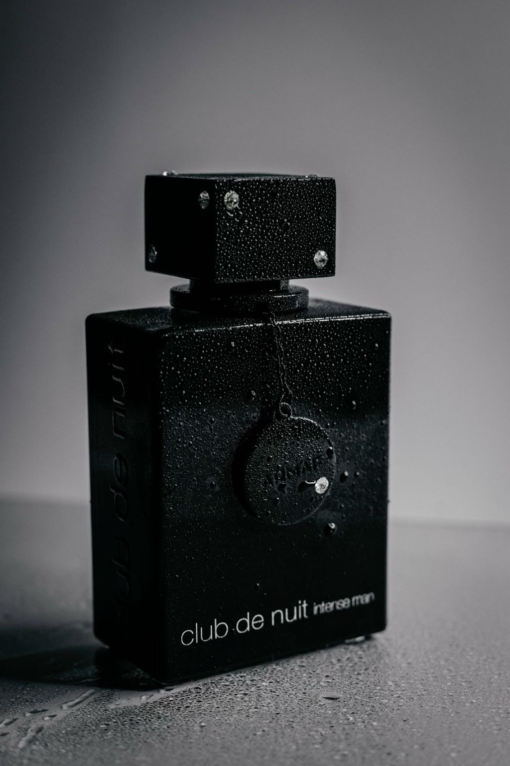 Club de Nuit Intense